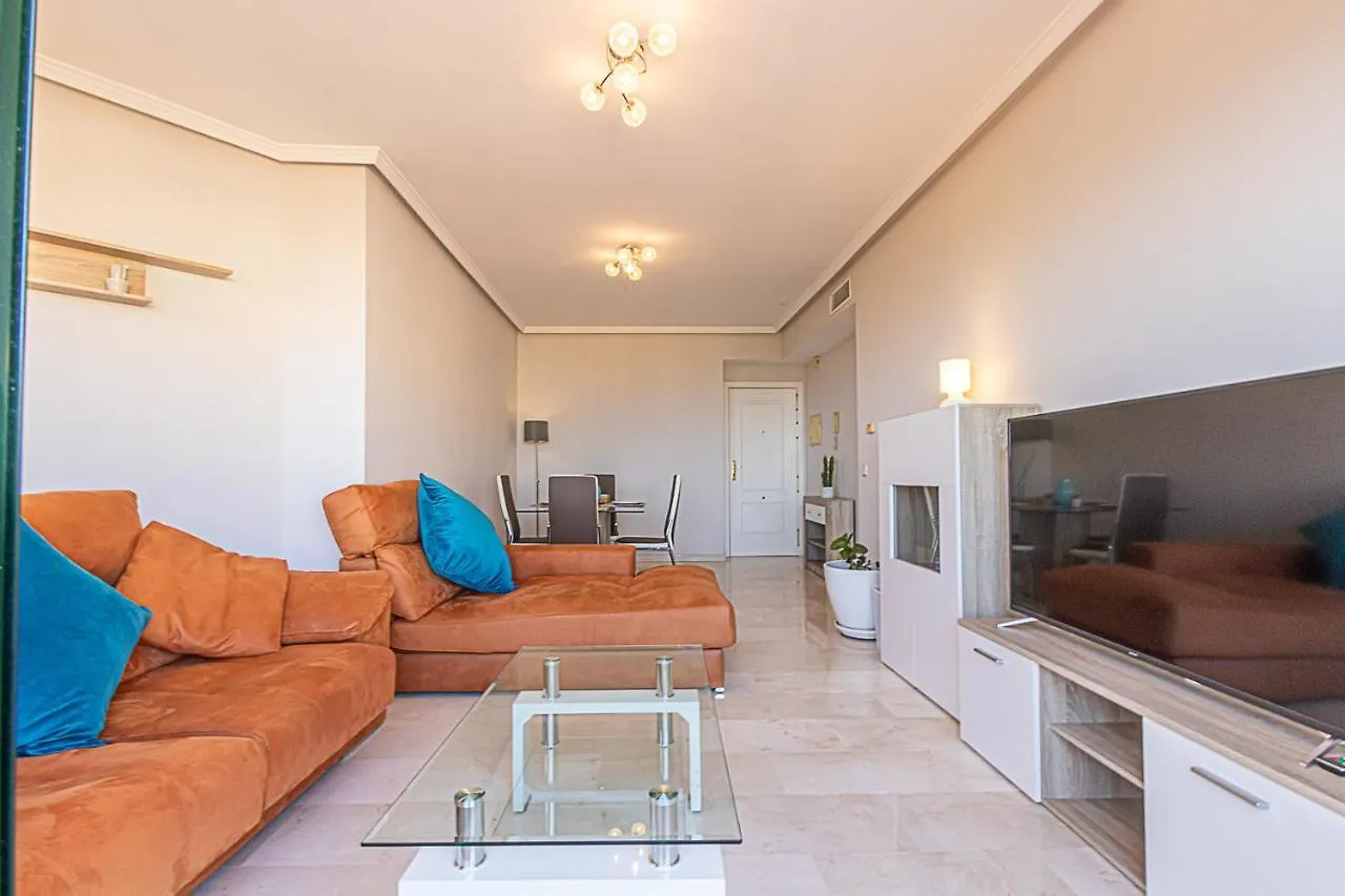 797 Holiday Rentals - Moderno Piso Para 5 Con Hermosas Vistas Benalmádena 0*,  Espanha