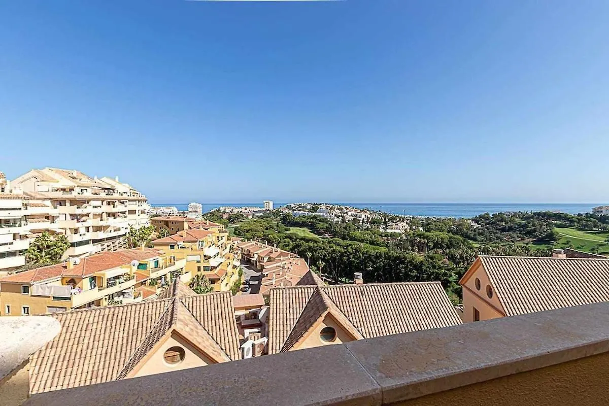 797 Holiday Rentals - Moderno Piso Para 5 Con Hermosas Vistas Benalmádena Apartamento